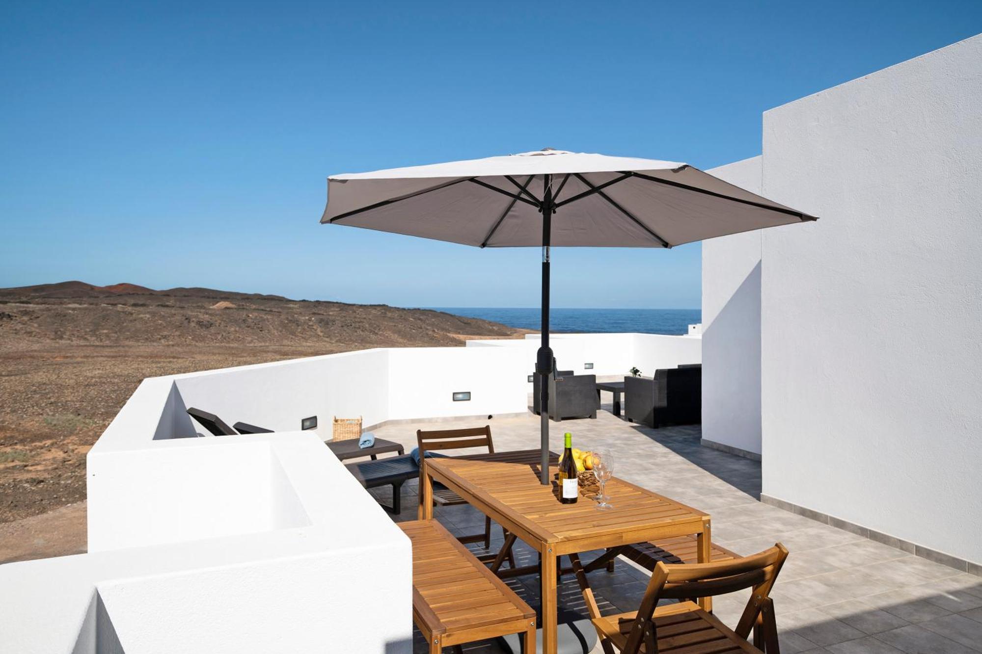 Triton 6 Villa La Santa Exterior photo