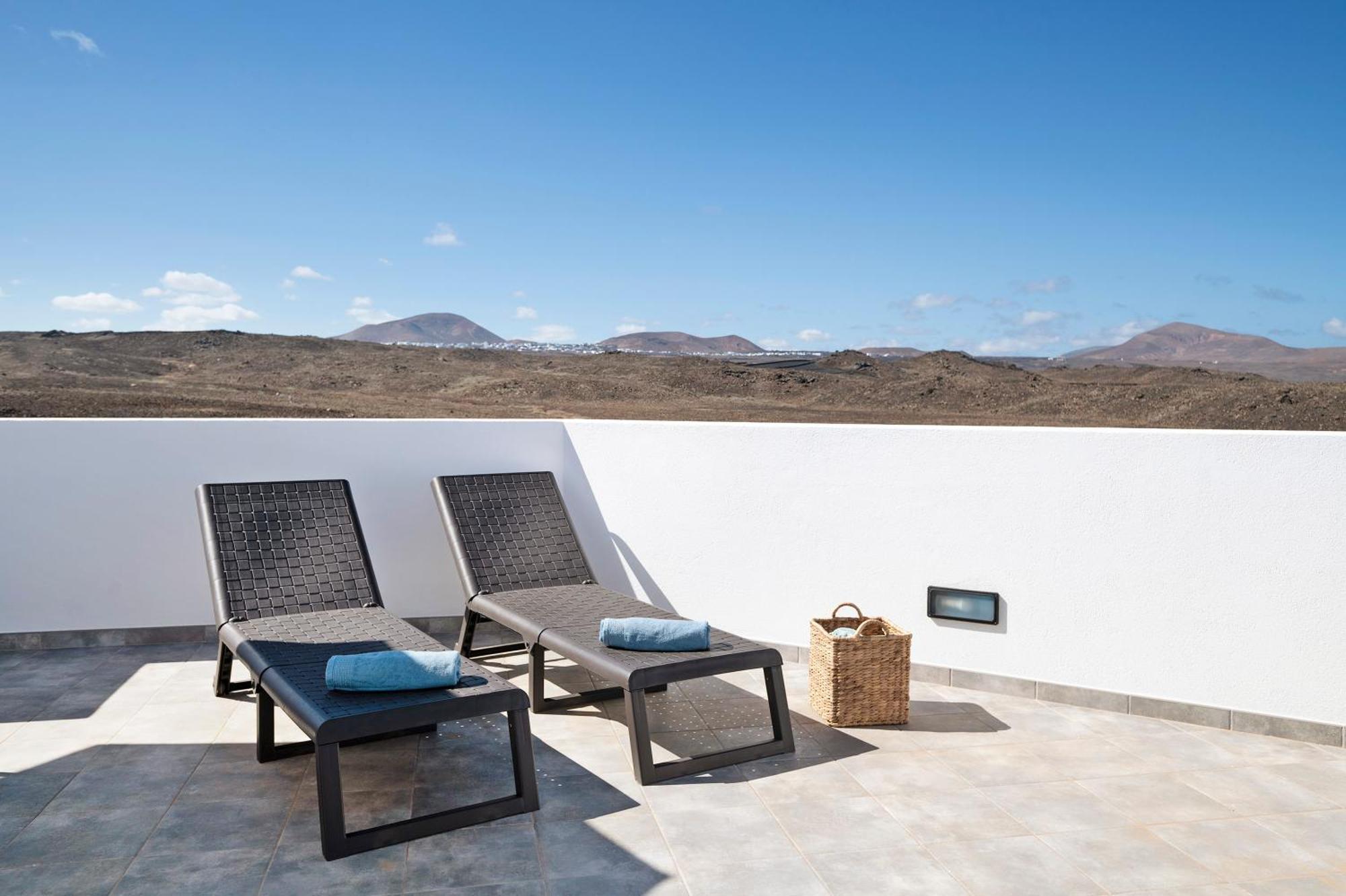 Triton 6 Villa La Santa Exterior photo